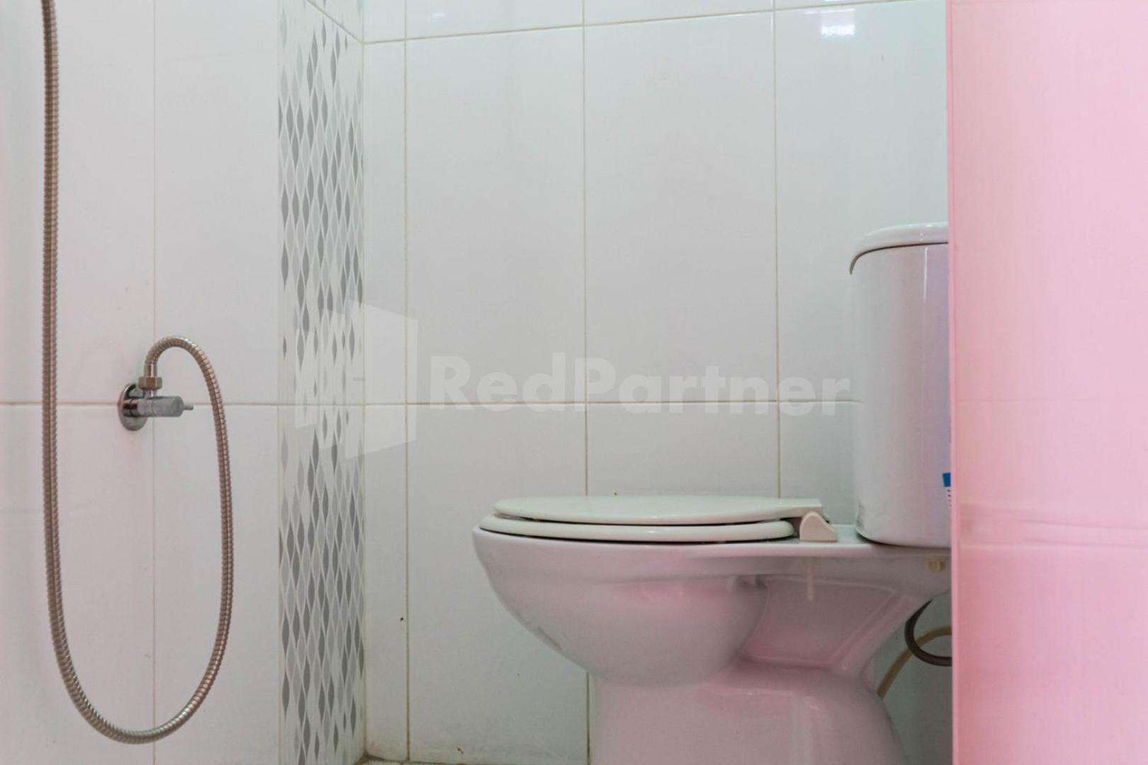 Asri Residence Near Jalan Iskandar Muda Medan Mitra Reddoorz מראה חיצוני תמונה